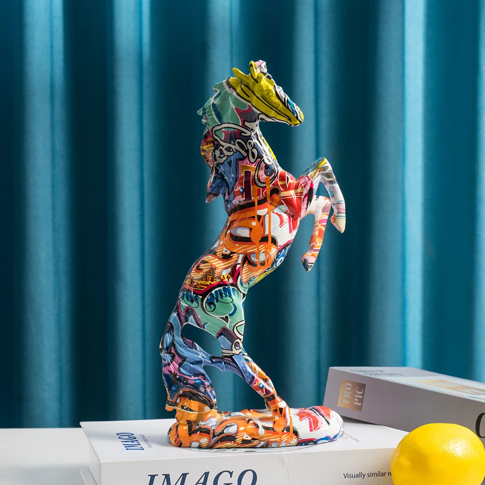 

WaterTransfer Printed Horse for Success Resin Horse Ornament Home Craft Decor for Living Room, Entryway, Wine Cabinet Desktop