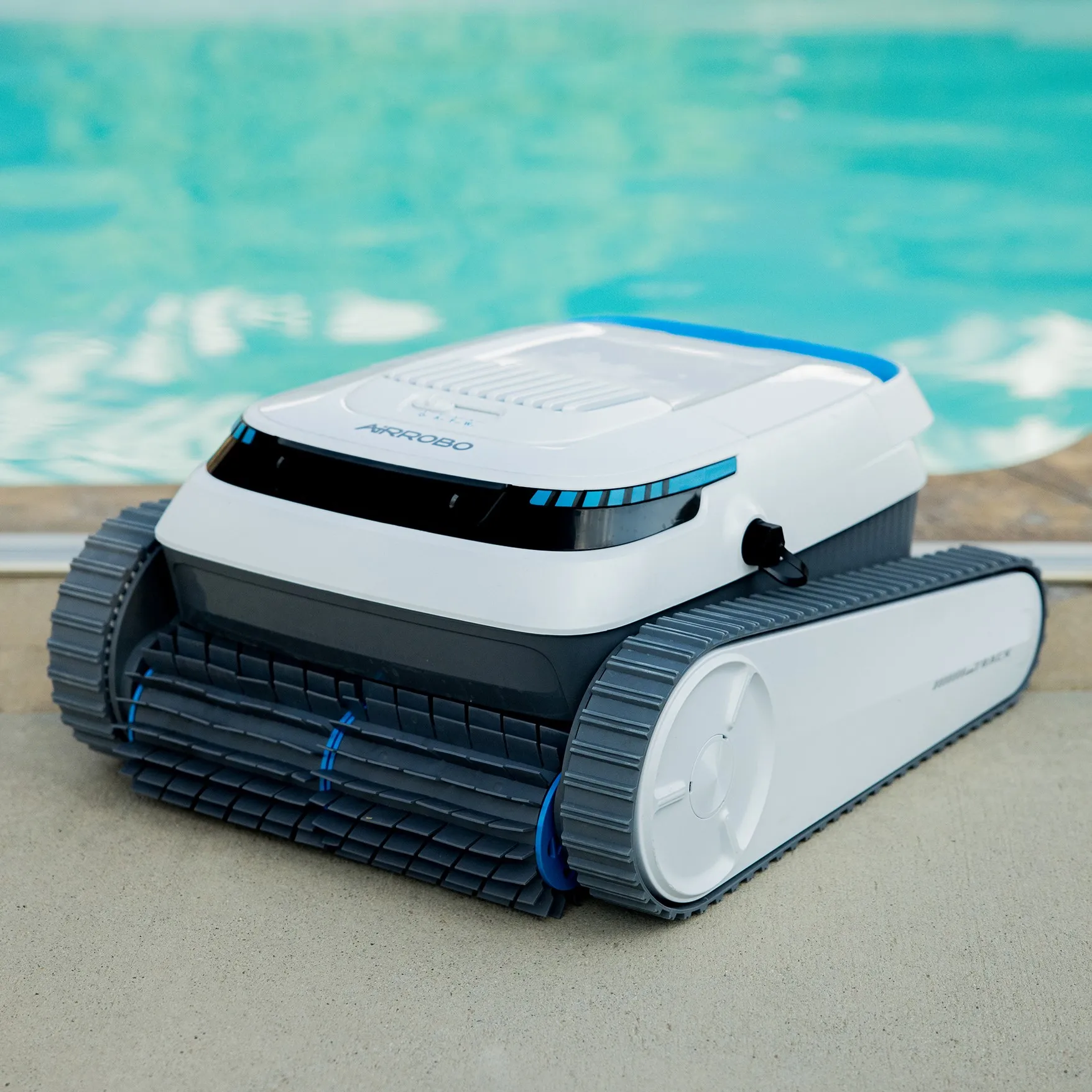 

AIRROBO PC10 Automatic High Quality Outdoor Swimming Pool Robot Long Handle Eco-Friendly Intelligent Vacuum Cleaner With Filter