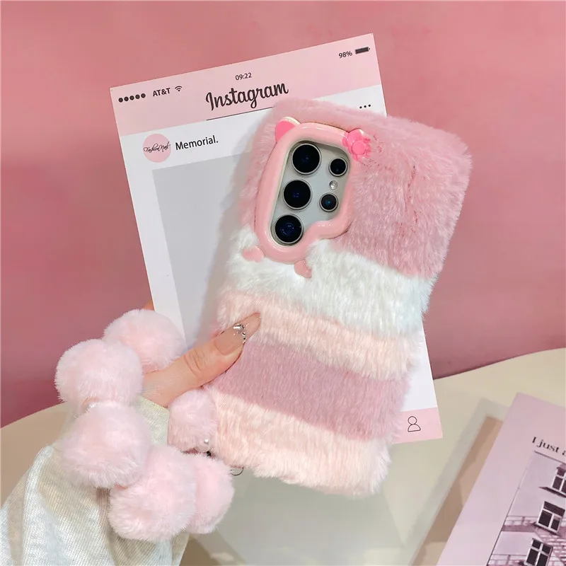 Pink White Stripe Fur Phone Cases Hairball Bracelet For Samsung A17 A37 A57 A16 A26 A36 A56 A15 A35 A55 A14 A54 S26 S25 S24 S23