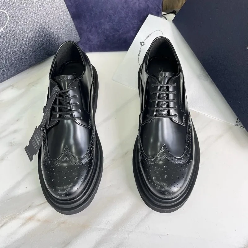 

Brogue Leather Shoes Business Men's Fashion Casual Shoes