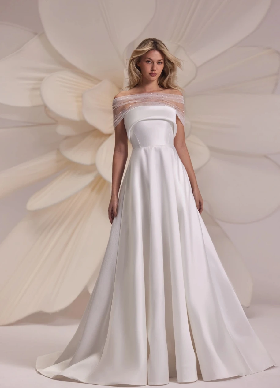 

Strapless Wedding Dress A-Line Floor Length Soft Satin Charming Bridal Gowns Customize To Measures Robe De Mariee Elegant 2024