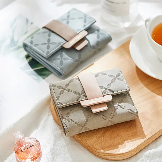 2026 Autumn New Short Wallet Korean Version Ins Fresh Fashion Floral Pattern Buckle Women's Student Coin Purse