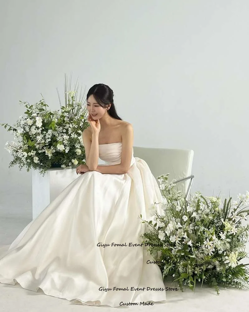 Giyu 2025 Simple A Line Korea Wedding Dresses Photo shoot Strapless Soft Satin Pleats Sweep Train Bridal Gowns Corset Back