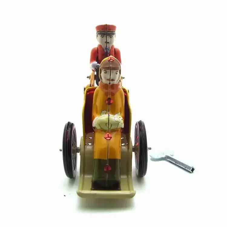 [Funny] Adult Collection Retro Wind up toy Metal Tin rickshaw tricycle driver car Clockwork toy figure model vintage toy gift