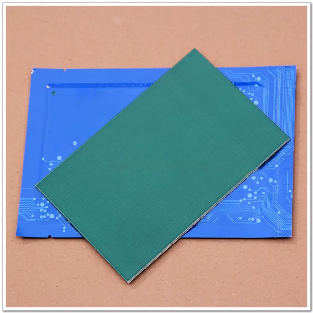 10pcs Positive FR-4 double-sided fiberglass photosensitive copper-clad laminate photosensitive plate 100 * 150 1.5mm