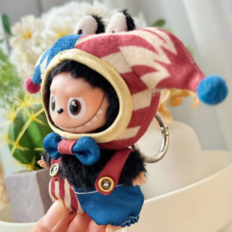 Geeignet für 10 cm 4,0 Labubu Kleidungszubehör Niedlicher Clown Dreiteiliges Set Anhänger 4. Generation Labubu Puppenzubehör