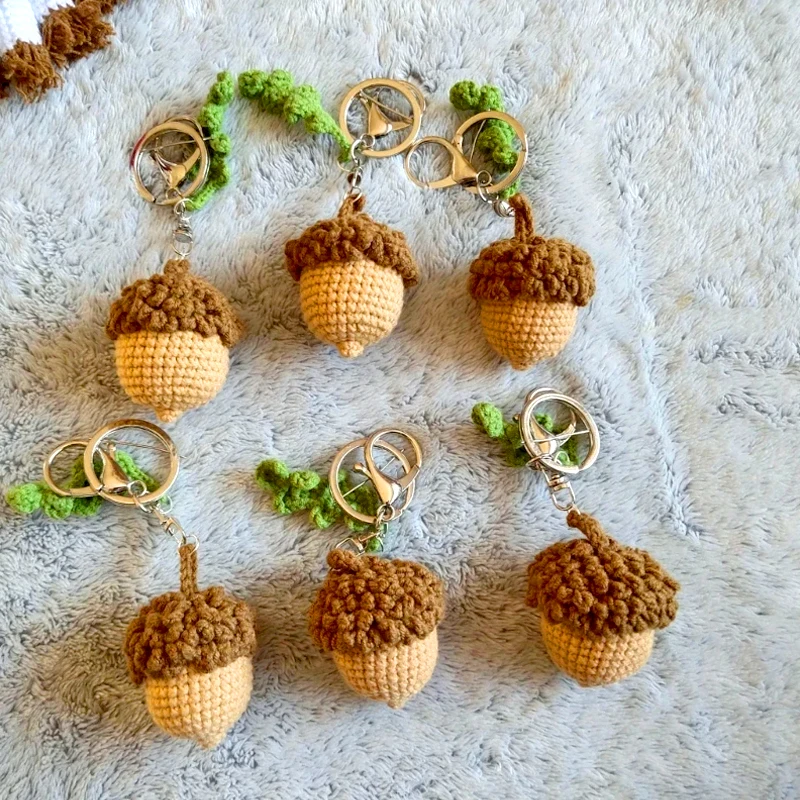 1pc Fashion Hand Woven Pine Cone Key Chain Cute Frost Style Acorn Bag Pendants Crochet Crafts Car Key Hangings Key Ring Jewelry