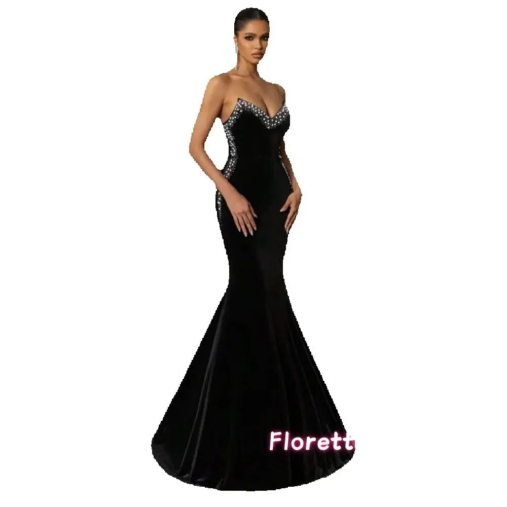 Schwarzes Samt-Abendkleid, trägerlos, V-Ausschnitt, Perlen-Strass, Meerjungfrau-Abschlussballkleider, formelle Partykleider, individuell gestaltet