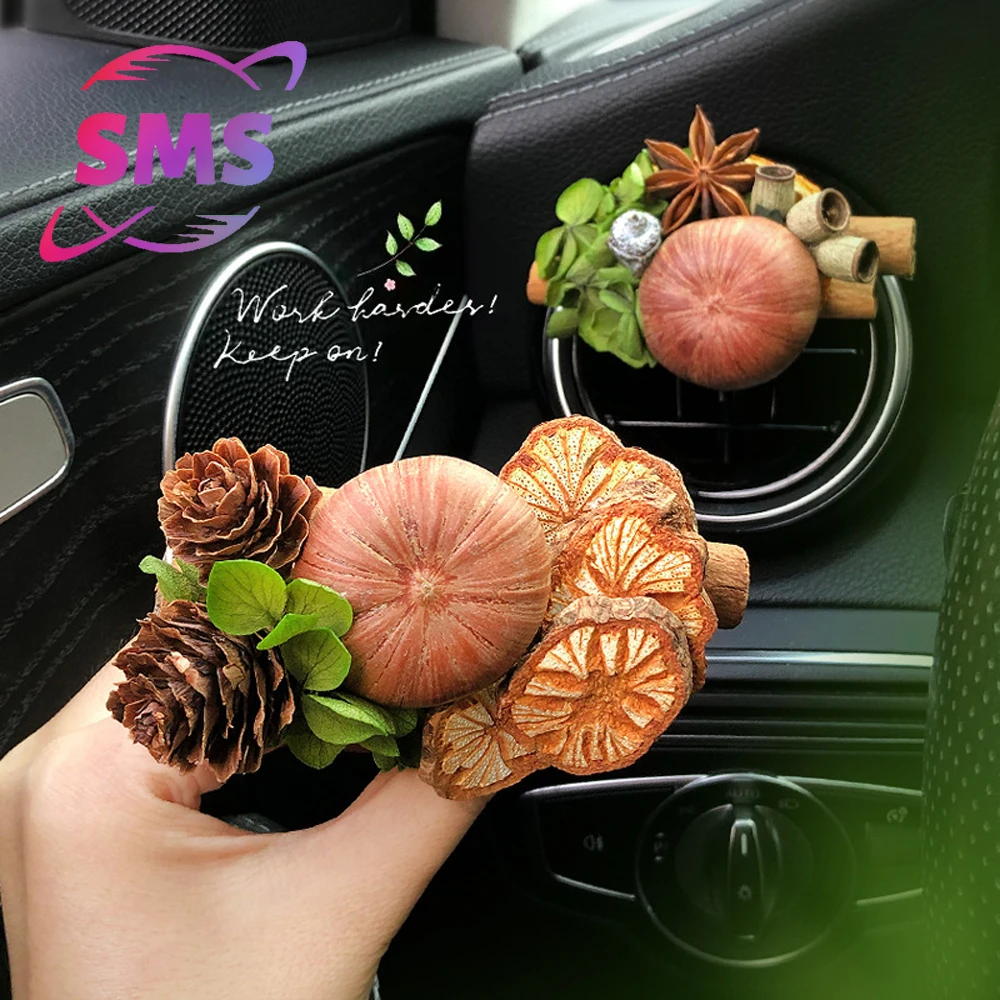 

Car diffuser perfume, creative handmade plant dried flowers aromatherapy, car air outlet decoration, high-end girl gift