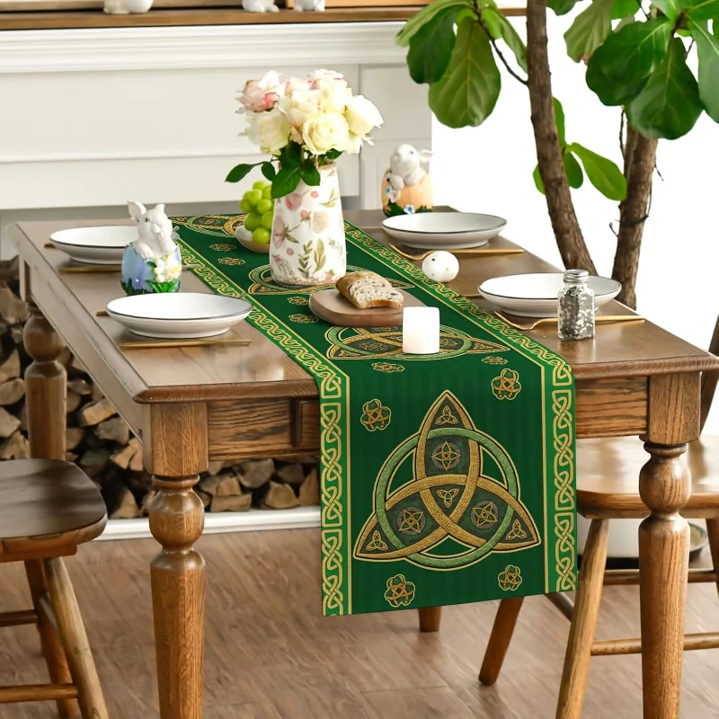 VIKAMA Exquisite Trinity Knot Table Runner Perfect For St Patricks Day Feasts Pub Nights And Irish Themed Gatherings Decor