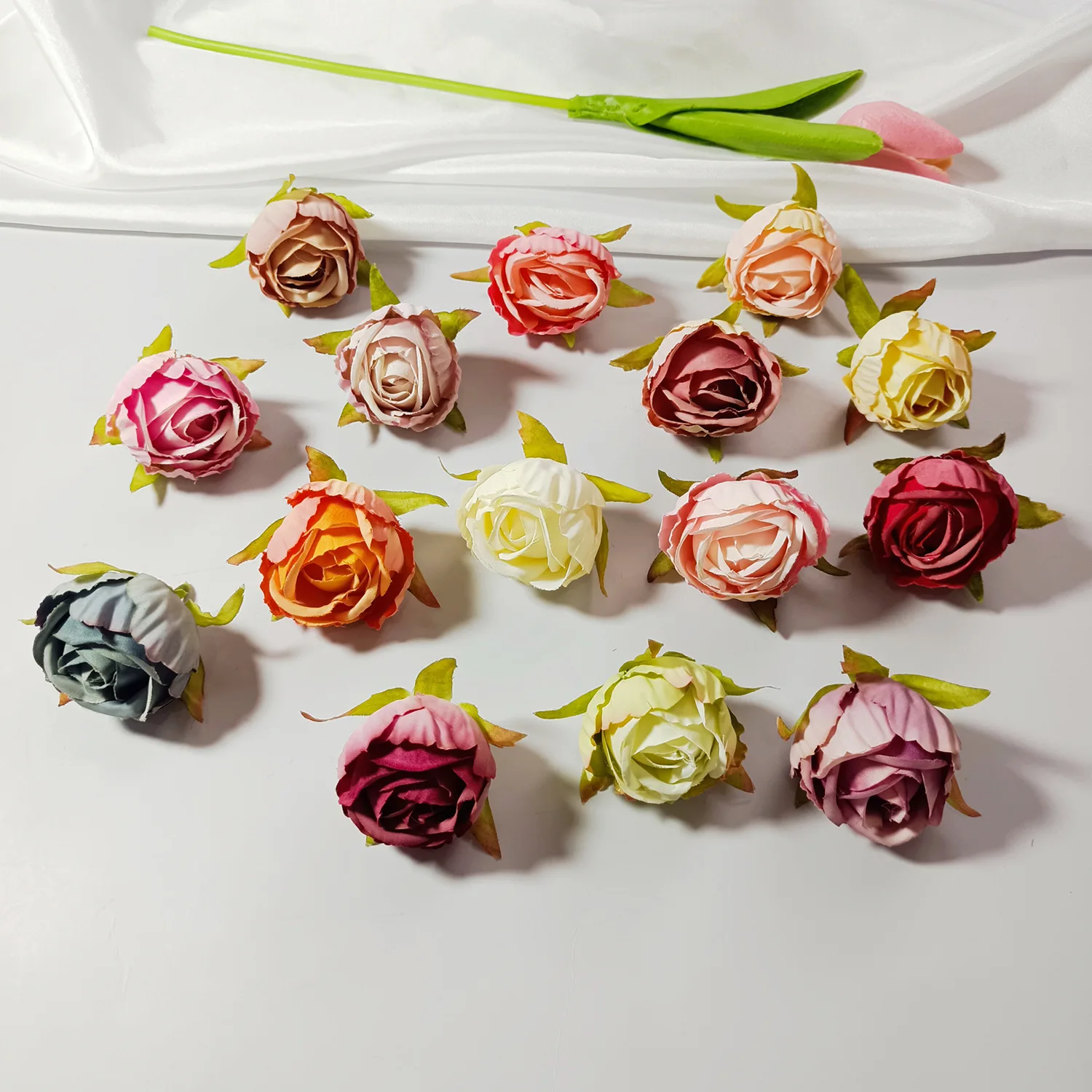 

5/10Pcs 4cm Artificial Silk Rose Flower Heads for Wedding Decor DIY Wreath Scrapbook Fake Flower Wall Decoration Home Room Decor