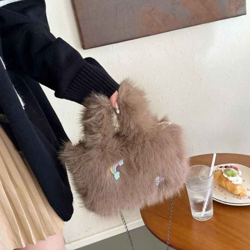 

Famous Designer Leather Women's Messenger Bag Luxury Brand Elegant Classic Modern Vintage Commuter Daily Fashionable Bag​