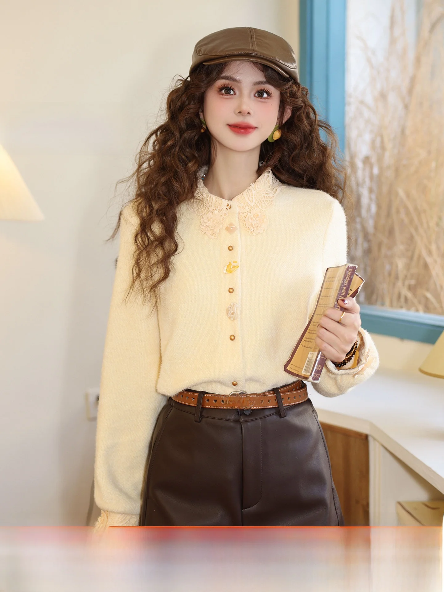 

Chen Jiajie Thiened Long Sve irt Women's Inner Wear High-End Feelings Can Be Worn outside Ele irt Vintage Sle ...