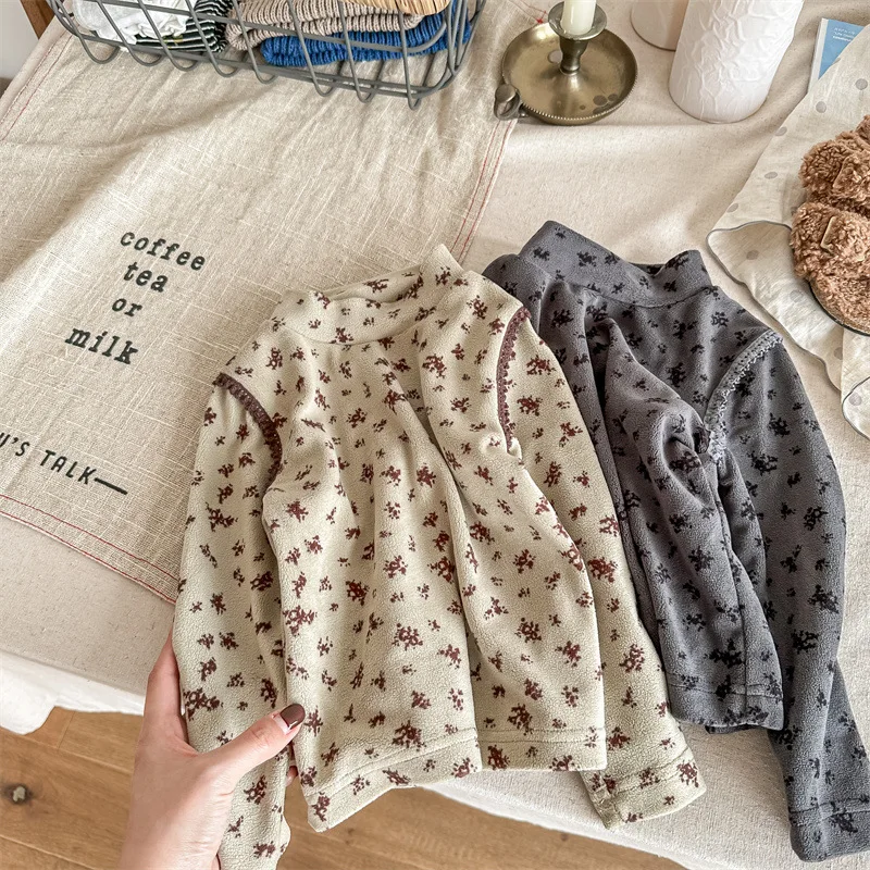 

Girls Winter Double-sided Velvet Insulation Bottom Shirt Girl Printed Lace Style Half High Neck Thickened Long Sleeved T-shirt