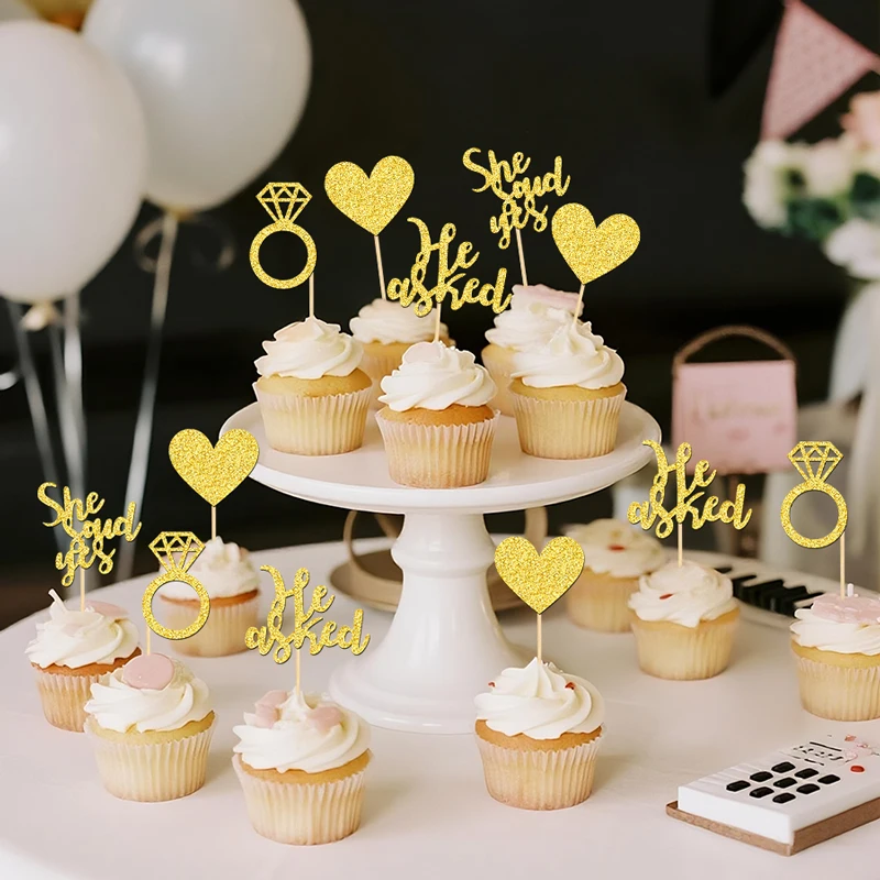 YOMDID 24 Stück Glitzernde Kuchenaufsätze „He Asked She Said Yes“, Cupcake-Aufsätze, Bambus-Cupcake-Dekorationen für Hochzeit, Verlobung – Detail 11