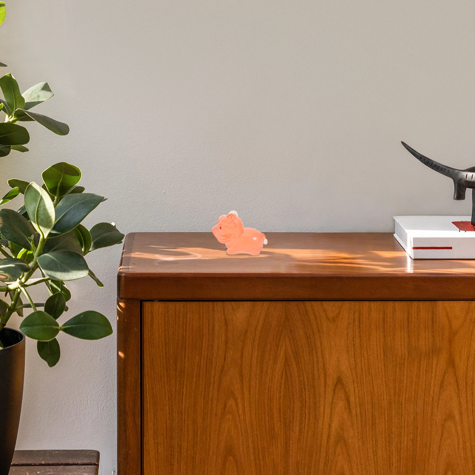 

40Pcs Mini Resin Lion Statues Glow in The Dark Miniature Fish Figurines Tiny Animal Sculptures Decoration