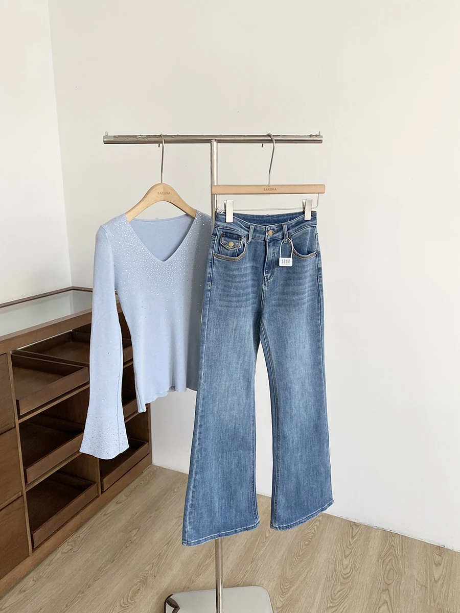 

Весна 2026: Модные женские джинсы с высокой талией, прямые, универсальные, стройнящие, в корейском стиле, из полиэфирного волокна, на пуговицах