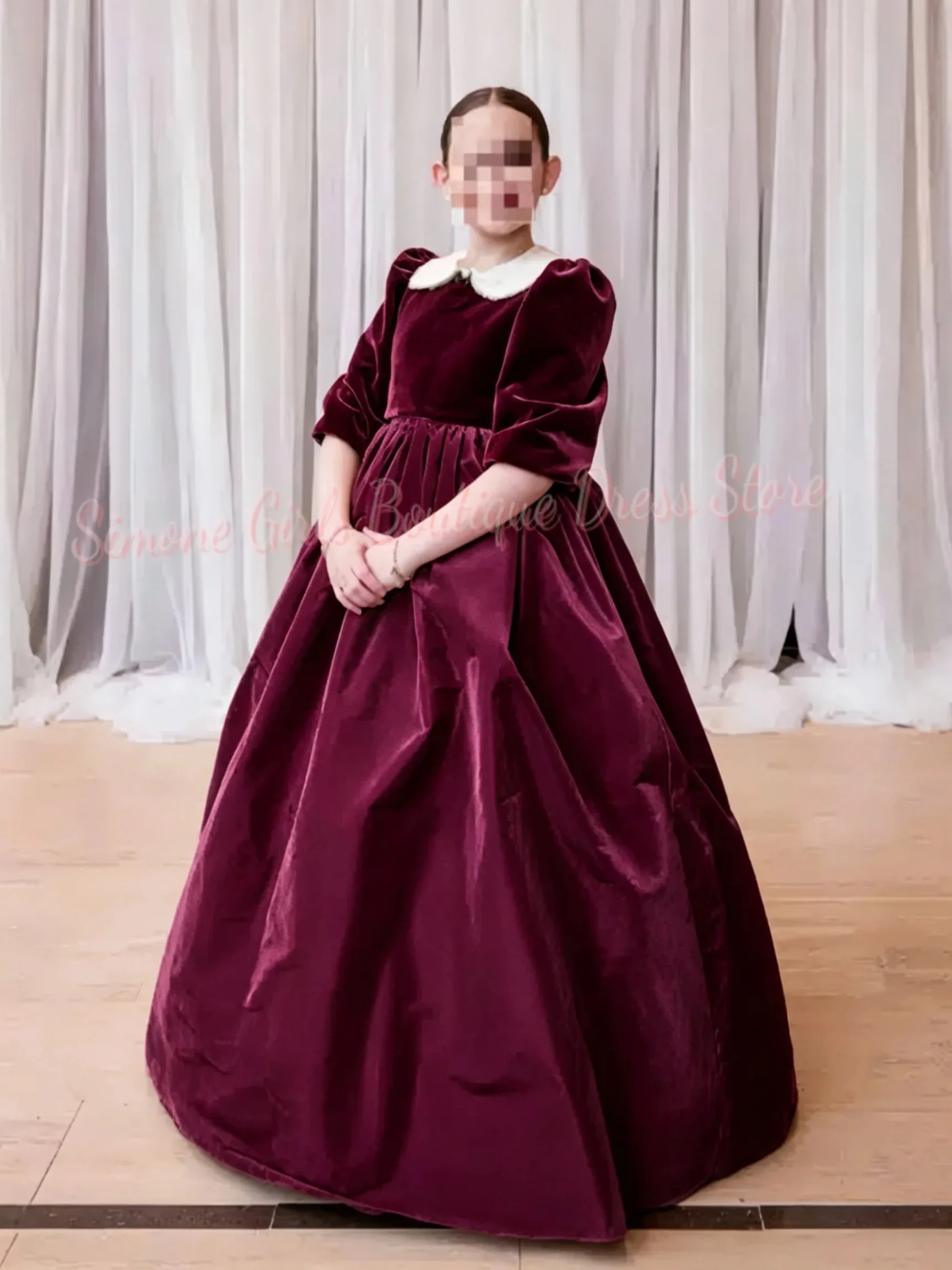Maßgeschneidertes Großhandels-Mädchenkleid aus Samt, Blumenmädchenkleid für Hochzeiten, Kinderkleid mit hoher Taille und Ballonärmeln, Kommunion- und Festkleid – Detail 4