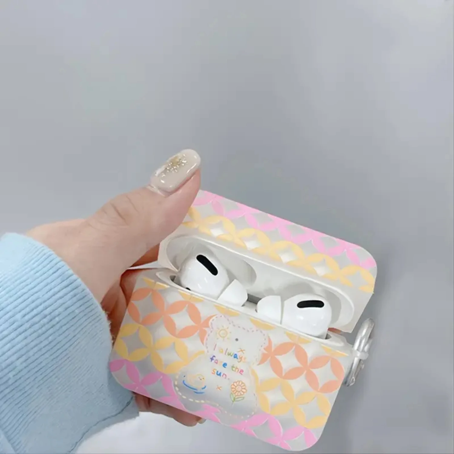 

1pc Cute Multicolor Bear Pattern Design Earphone Shell Wireless Earphones Protection Cover For Airpods 1/2/3 Pro