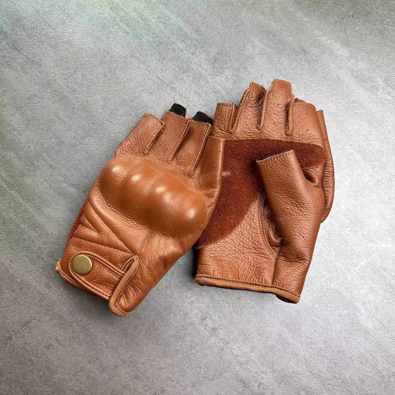 

Мотоциклетные перчатки в стиле ретро из натуральной воловьей кожи, полупальцевые, для мужчин и женщин, для езды на мотоцикле, с защитной оболочкой, противоскользящий дизайн