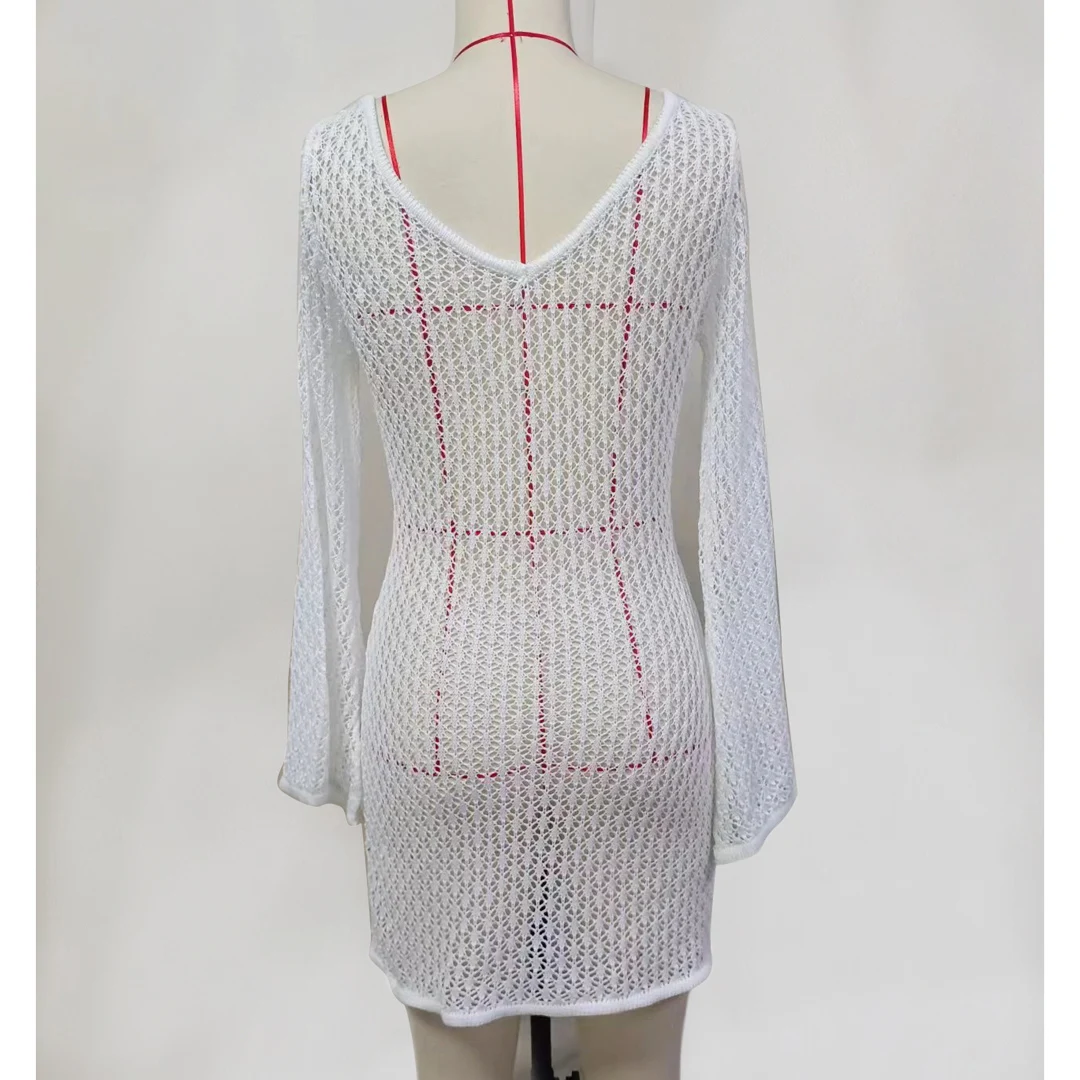 V-Ausschnitt, lange Ärmel, mit Ausschnitten versehene, gehäkelte Tunika, Strandkleid, Strandmode, Damen V6081 – Detail 8