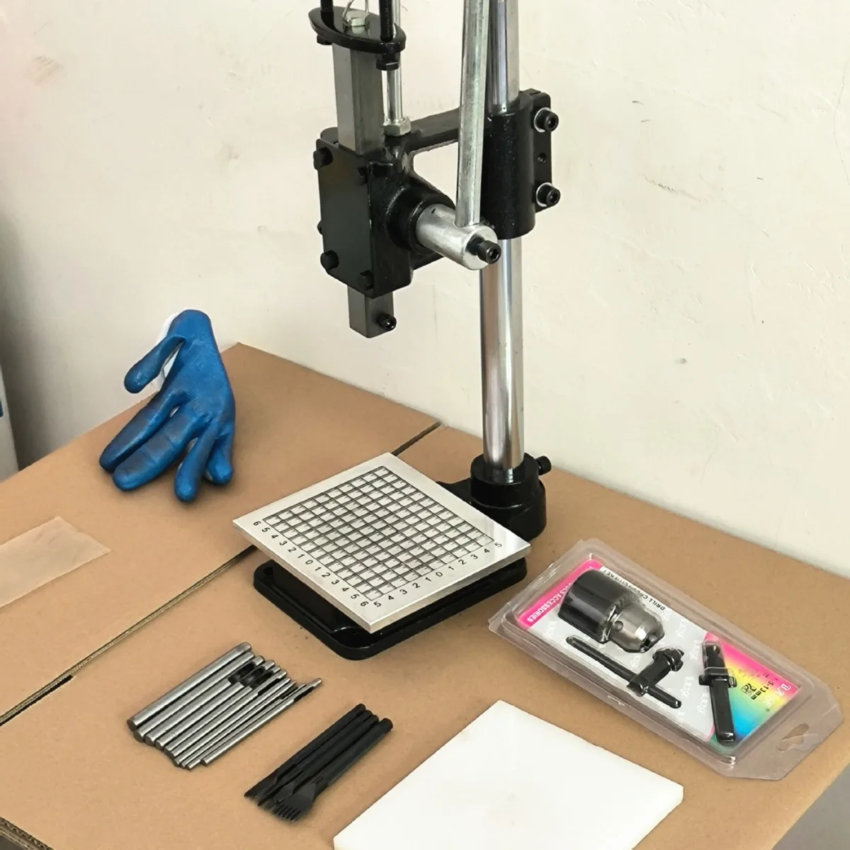 New Mini Manual Press, Hand Punching Machine, Die Cutting Machine, Silent Punching & Leather Craft Stamping Machine