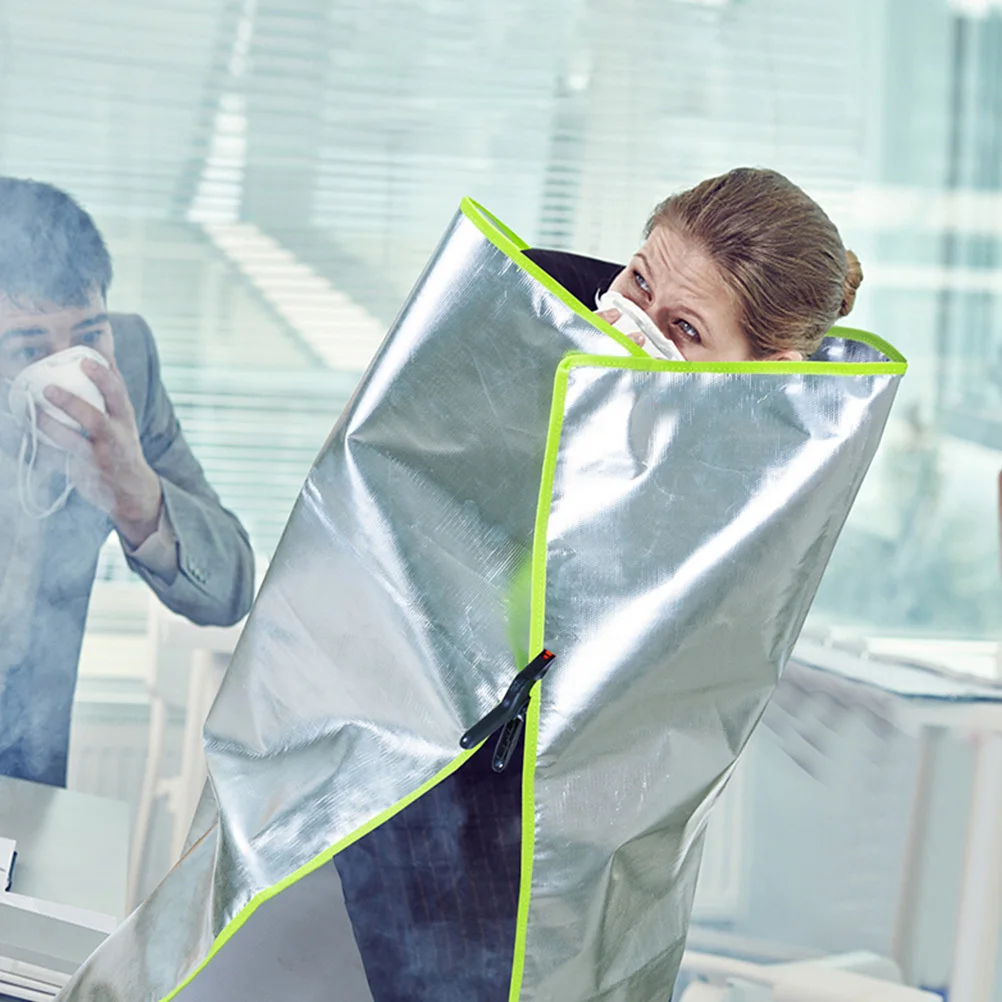 

1Pcs Fireproof Blanket Outdoor Bbq Heat Insulation Pad Fire Resistance Mat Foldable Lightweight Barbecue Fireproof Mat