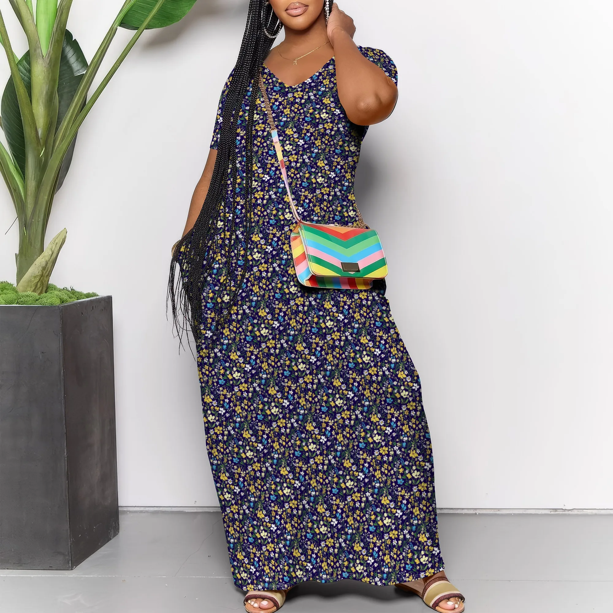 

Women's Brown Paisley Short-Sleeve V-Neck Loose Printed Maxi Dress Polyester Travel Fall Exotic