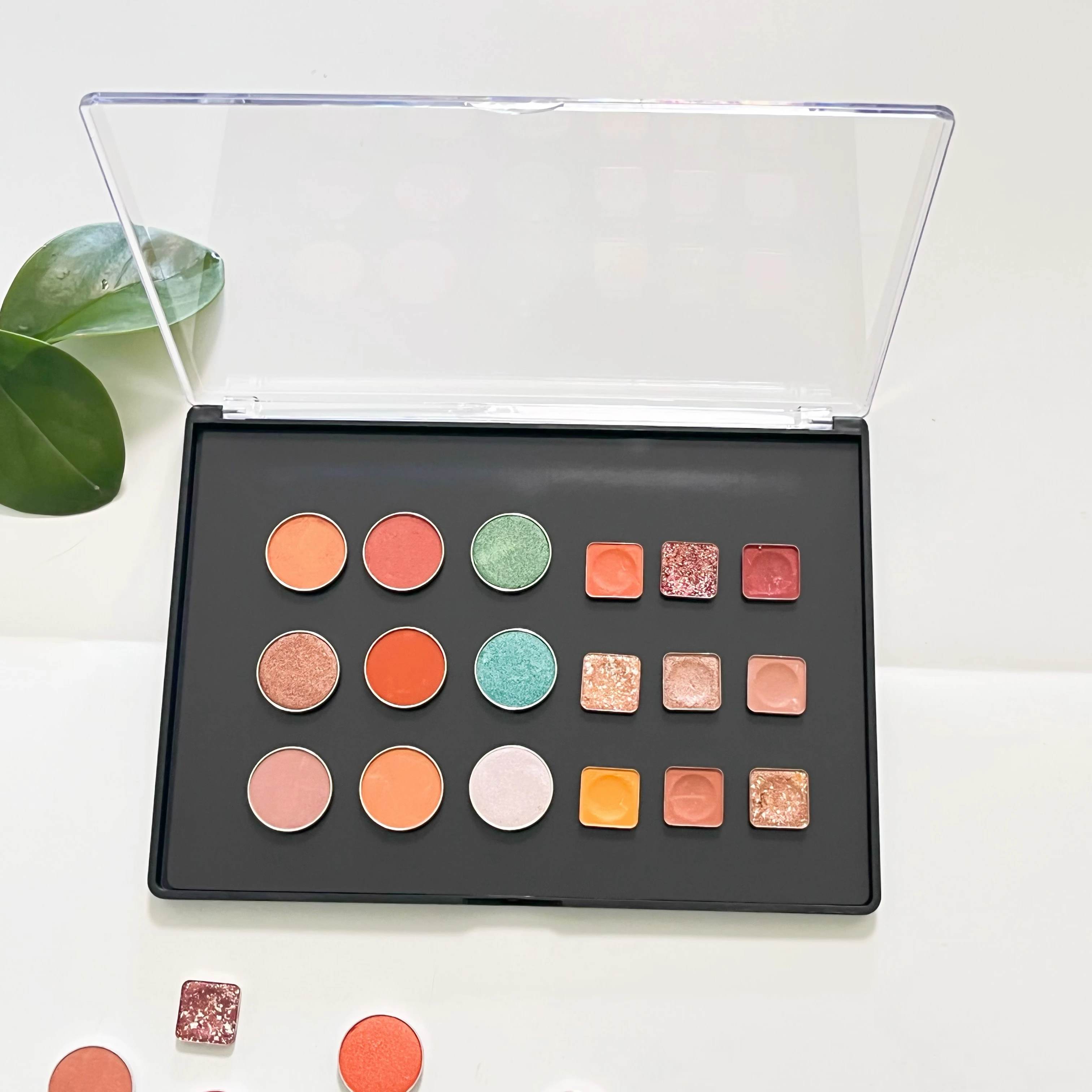 Gratis Ongkir 1PC แม่เหล็กที่ว่างเปล่าพลาสติกอายแชโดว์ Palette XL ขนาดใหญ่แต่งหน้ากล่อง Clear Cover