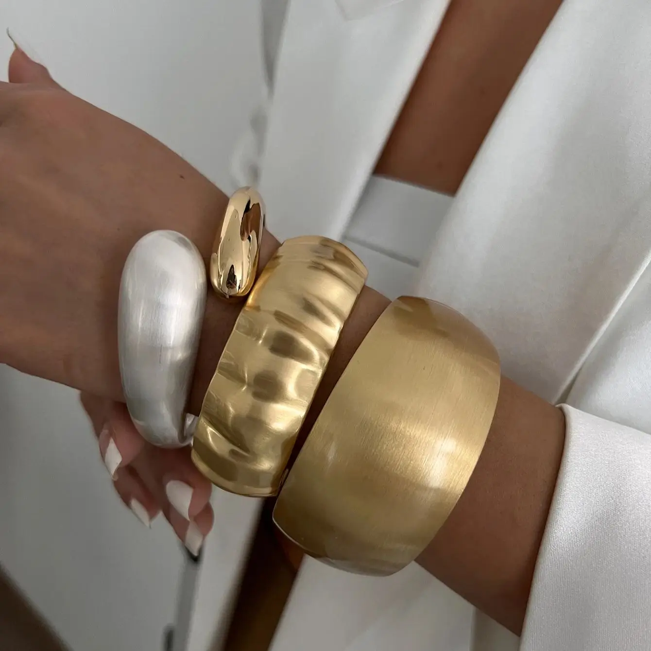 SHIXIN, 6 estilos, nuevos brazaletes geométricos irregulares de primavera para mujer, diseño de Hip Hop, brazalete abierto de Color dorado, joyería Unisex para hombres
