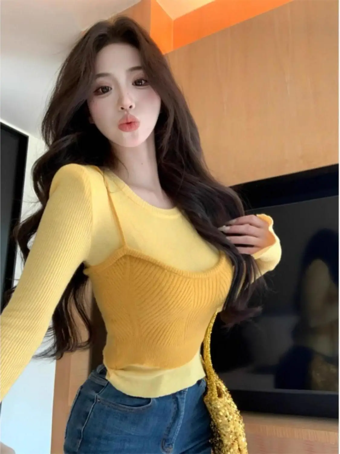 

Мягкий ранний осенний цветной вязаный длинный топ све, женская модная верхняя одежда для похудения, сексуальный новый повседневный трикотаж