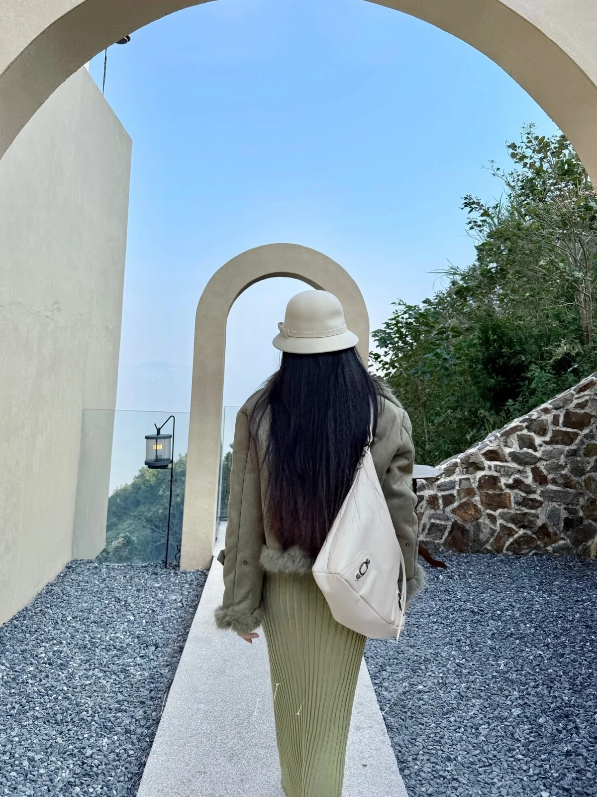 Casaco de Couro Feminino SIMONA Thiened Retro, Novo, Quente, Estilo Tubo Reto, com Zíper