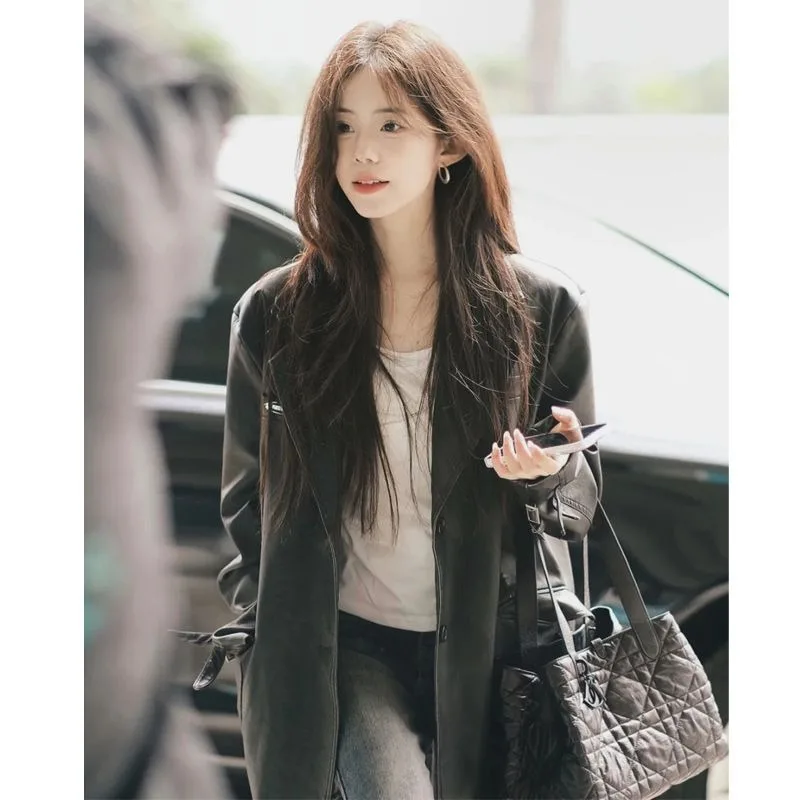 

Black Medium To Long Leather Jacket for Women in Spring and Autumn 2025 New Unique Motorcycle Coat Female Clothing