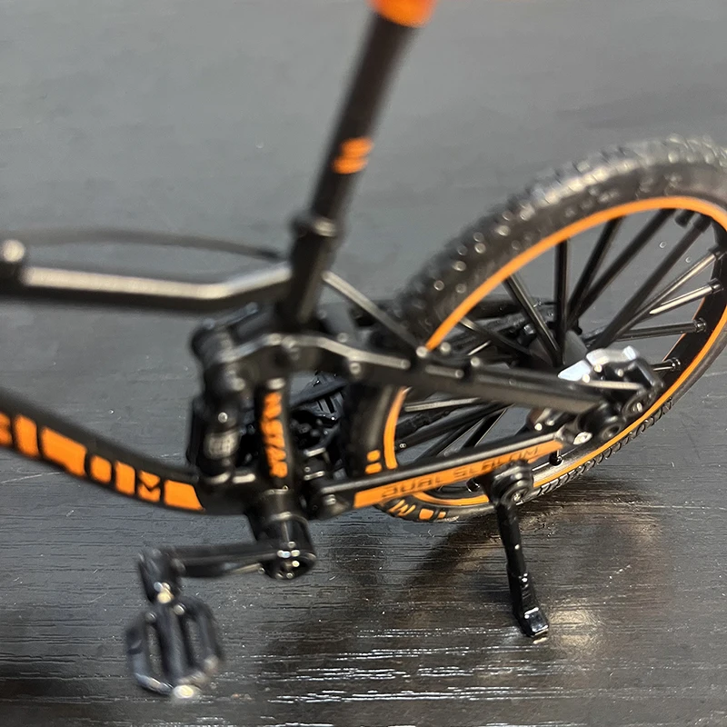 1:10 Model Alloy Biycle Diecast Mountain Finger Racing Orange Miniature Bike With Shock-absorbing Adult Simulation Boy’s Toys