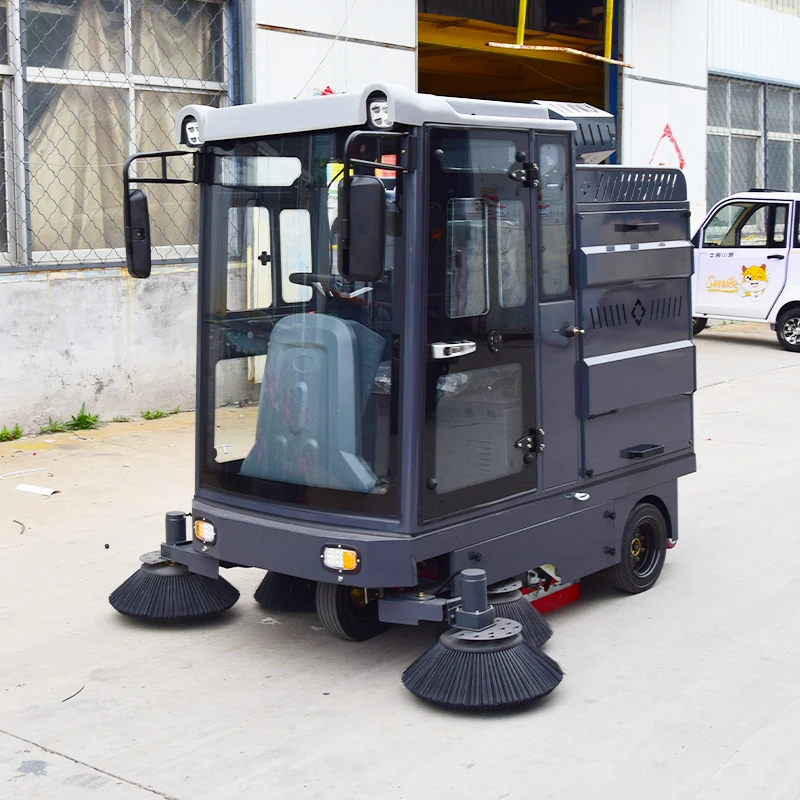 Customized New Ride-On Large Capacity Electric Sweeper With Fog Cannon And High Pressure Pump CE Certified For Warehouse