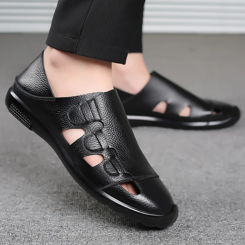 

Летняя дышащая мужская обувь. Классический и удобный ретро-стиль. Черно-коричневый. Новые повседневные сандалии или пляжная прогулка.