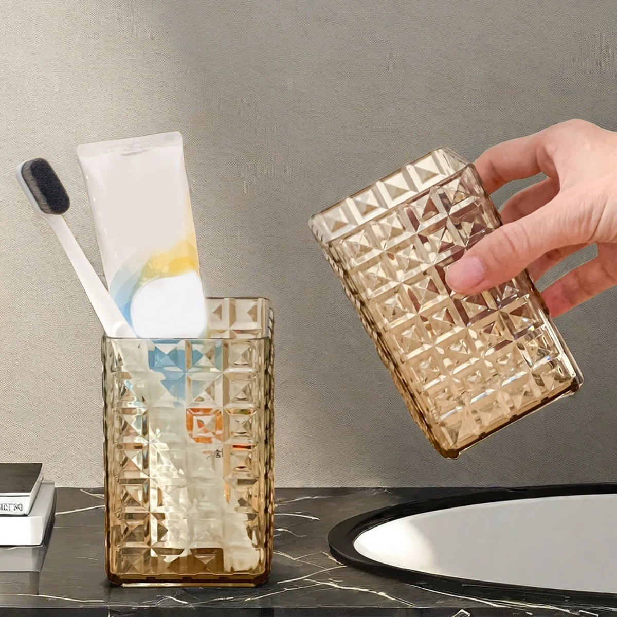 WORTHBUY Toothbrush Holder Square Transparent Plastic Toothbrush Cup Bathroom Accessories Water Cup Portable Mouthwash Cup