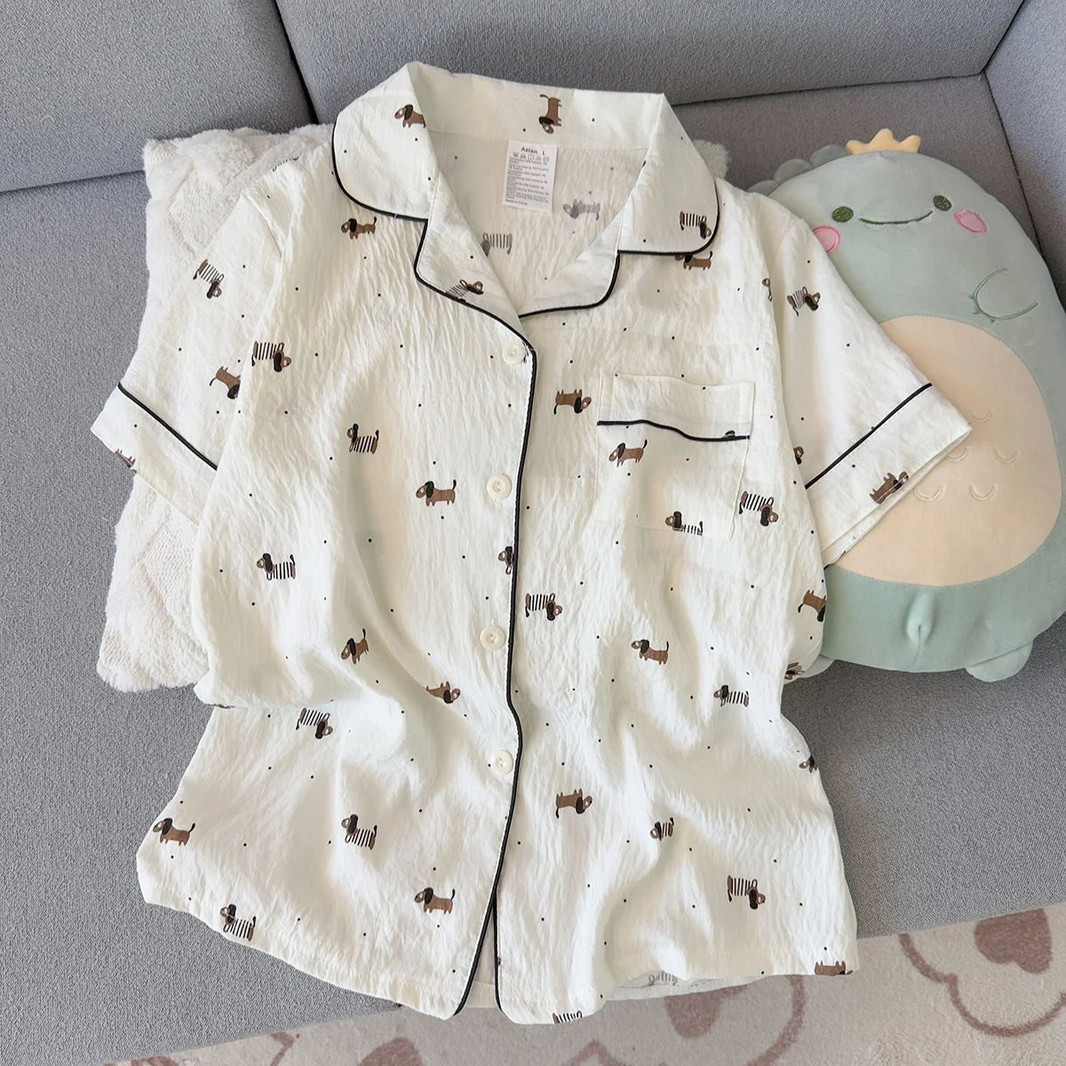 Women's Summer Pajamas, Thin Polka Dot Puppy Short-Sleeved Shorts, Sweet and Cute, Can Be Worn Outside in Summer, Home Wear Set, Two-Piece Set view 3