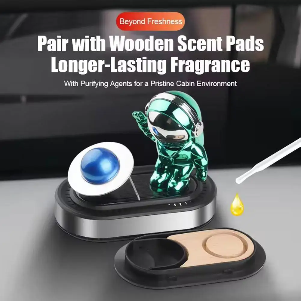 

Astronaut Solar Aromatherapy Car Air Freshener Rotatable Scent Diffuser Interior Accessory For Vehicle X9Y2