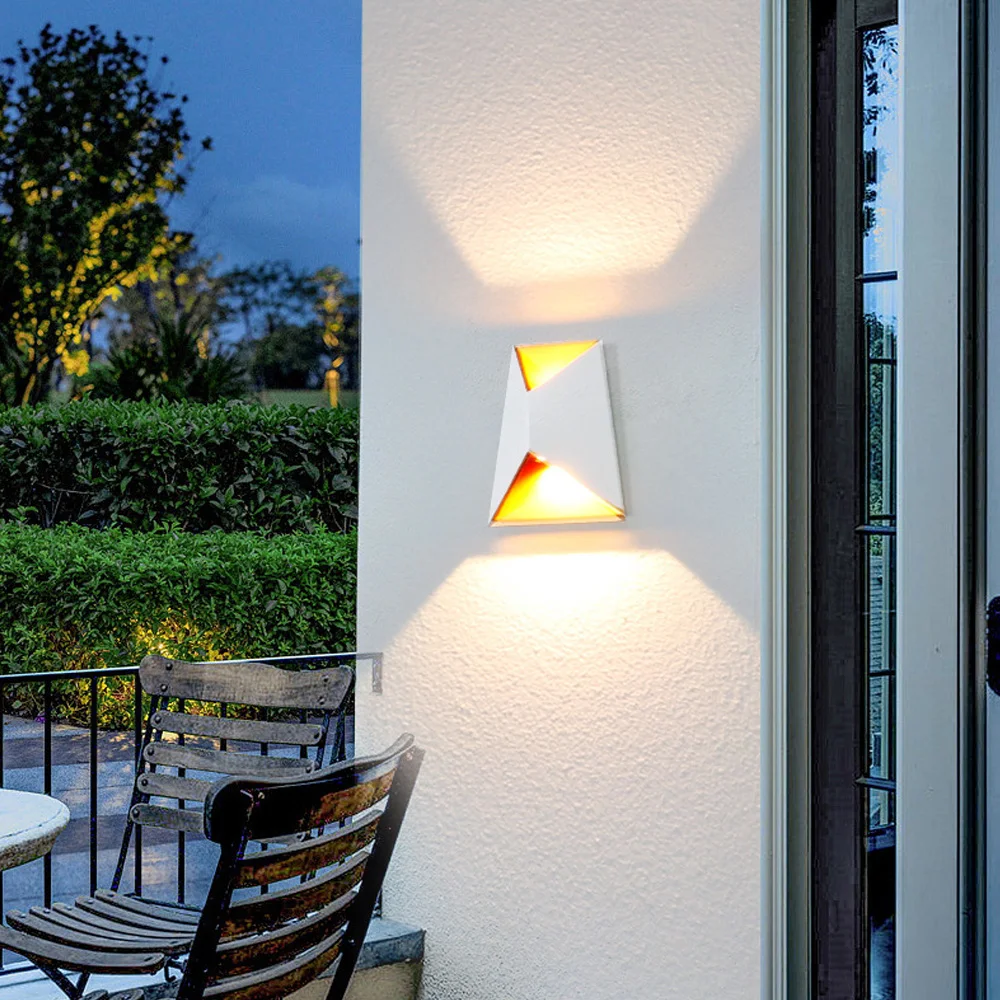 LED outdoor waterproof doorway home wall light villa balcony aisle light modern simple outdoor staircase lighting lights