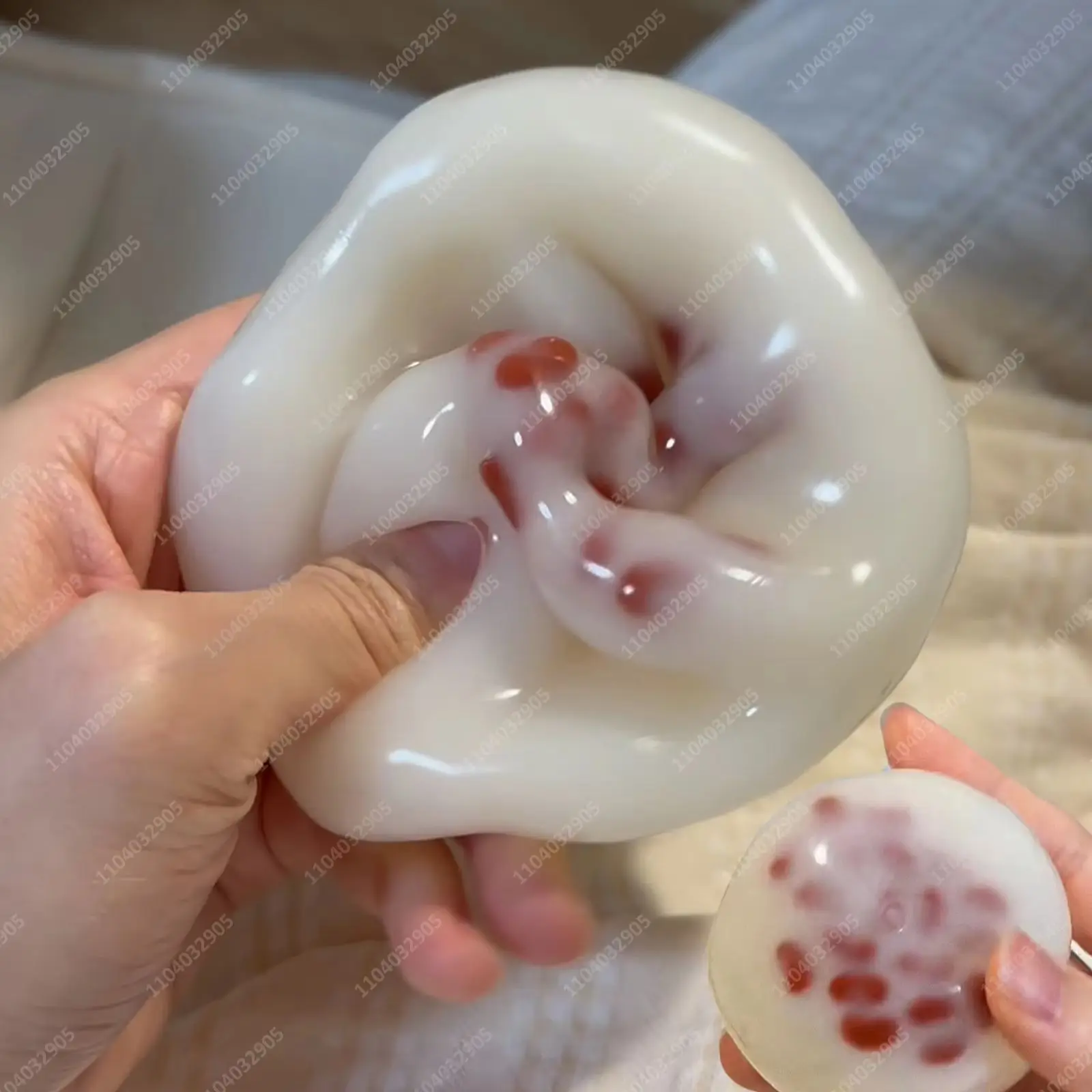Shapable Stress Ball Crunchy Moldable Squeeze Ball Squishy ASMR Sensory Anti Stress Portable Classroom Fidget Toys for Adults