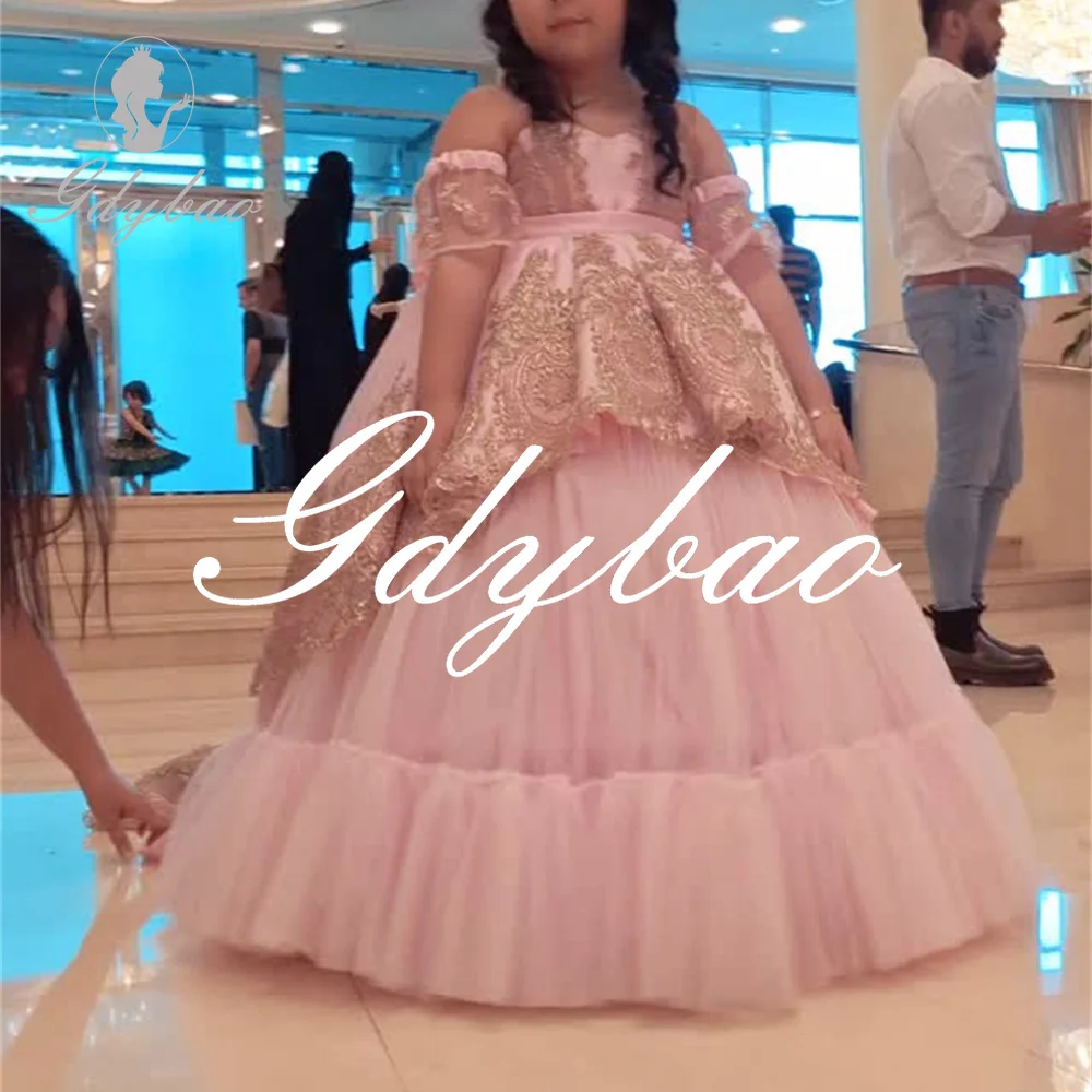 

Luxury Wedding Princess Wedding Applique Off The Shoulder Flower Girl Dress Tulle Long Ball First Communion Dress Customized