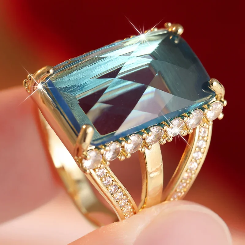 Hollow Out Rectangular Wide Face Ring For Women Inlaid Sea Blue Synthetic Zircon Shinny Ring Luxurious Elegant Jewelry Accessory