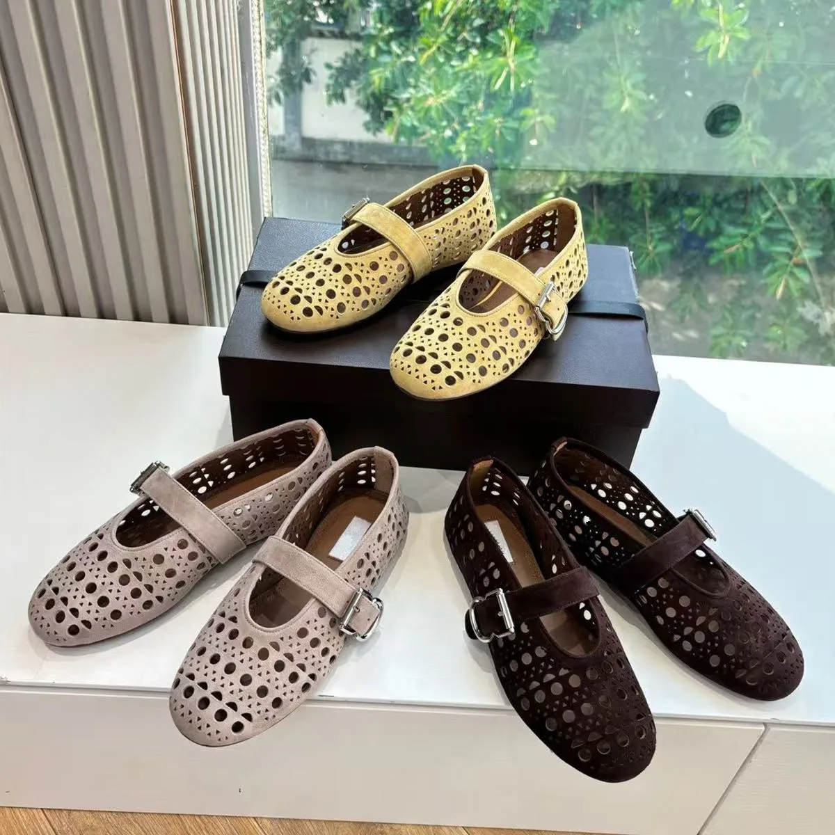Nuevas Zapatillas Planas de Verano/Primavera con Diseño Mary Jane, Adorno de Diamantes de Imitación y Punta Redonda, Fabricadas en Cuero Genuino