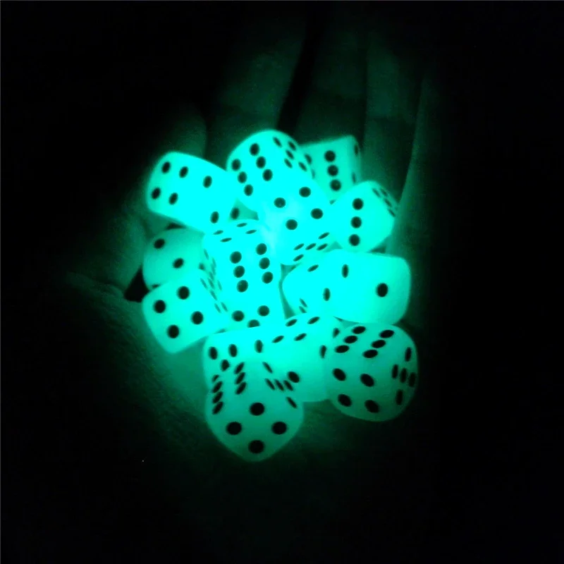 6Pcs/set 14mm 6 Sided Noctilucent Dice Cubes Night Light Luminous Fun Night Bar Entertainment Game KTV Dices Wholesale