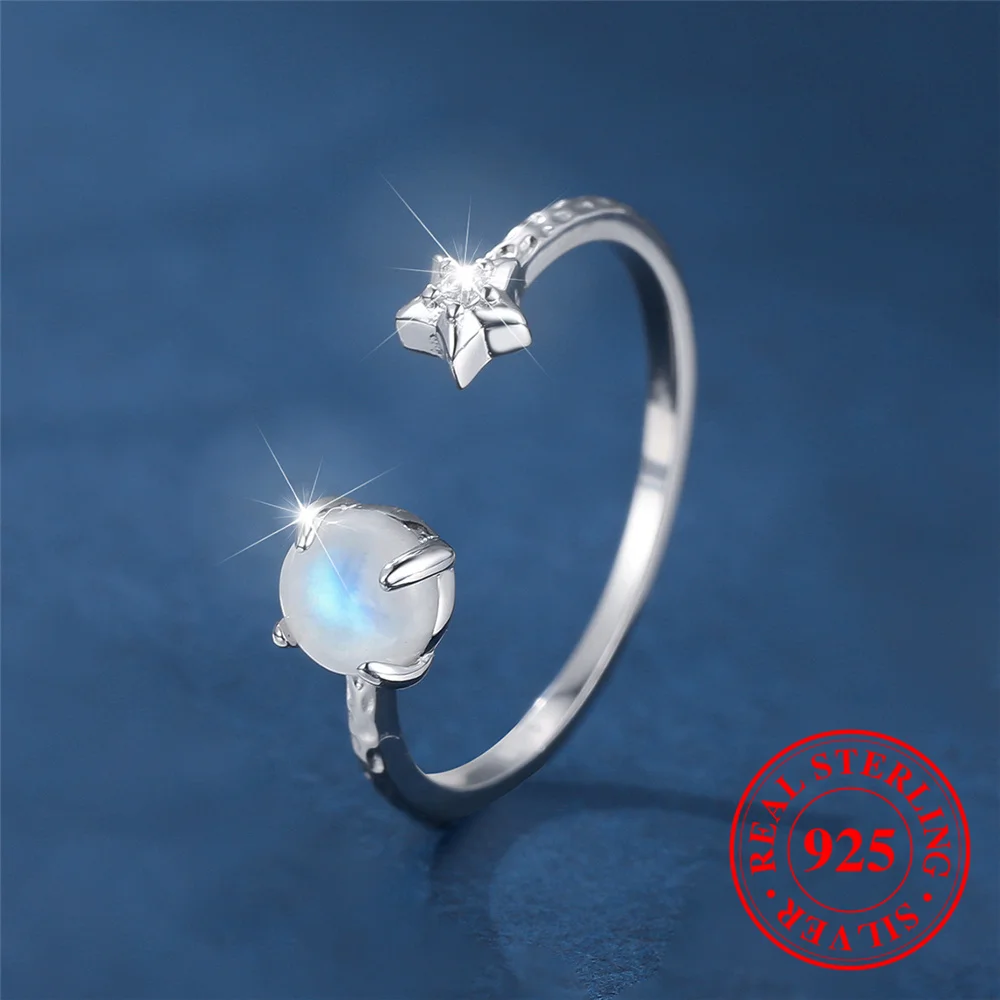 

Женское кольцо из серебра 925 пробы с натуральным камнем