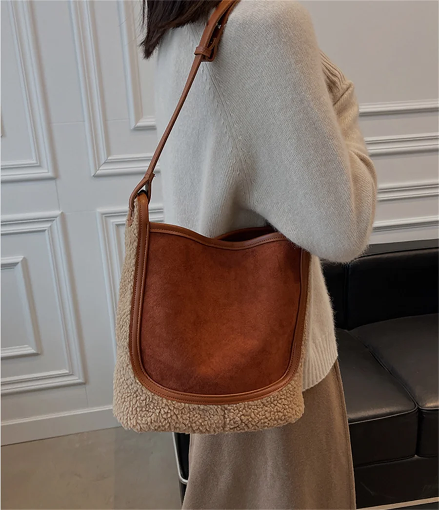 Autumn Winter Plush Large Bag Crossbody Bag Women's Bag Large Capacity Commuting Lamb Wool Tote Bag Shoulder Shopping Bag