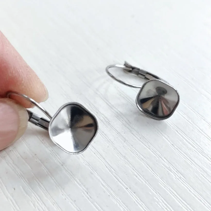 200pcs Stainless Steel Ear Clip 10x10mm Square Bezel Wire Hook Earrings Settings Blanks Rivoli Stones Bases DIY Findings