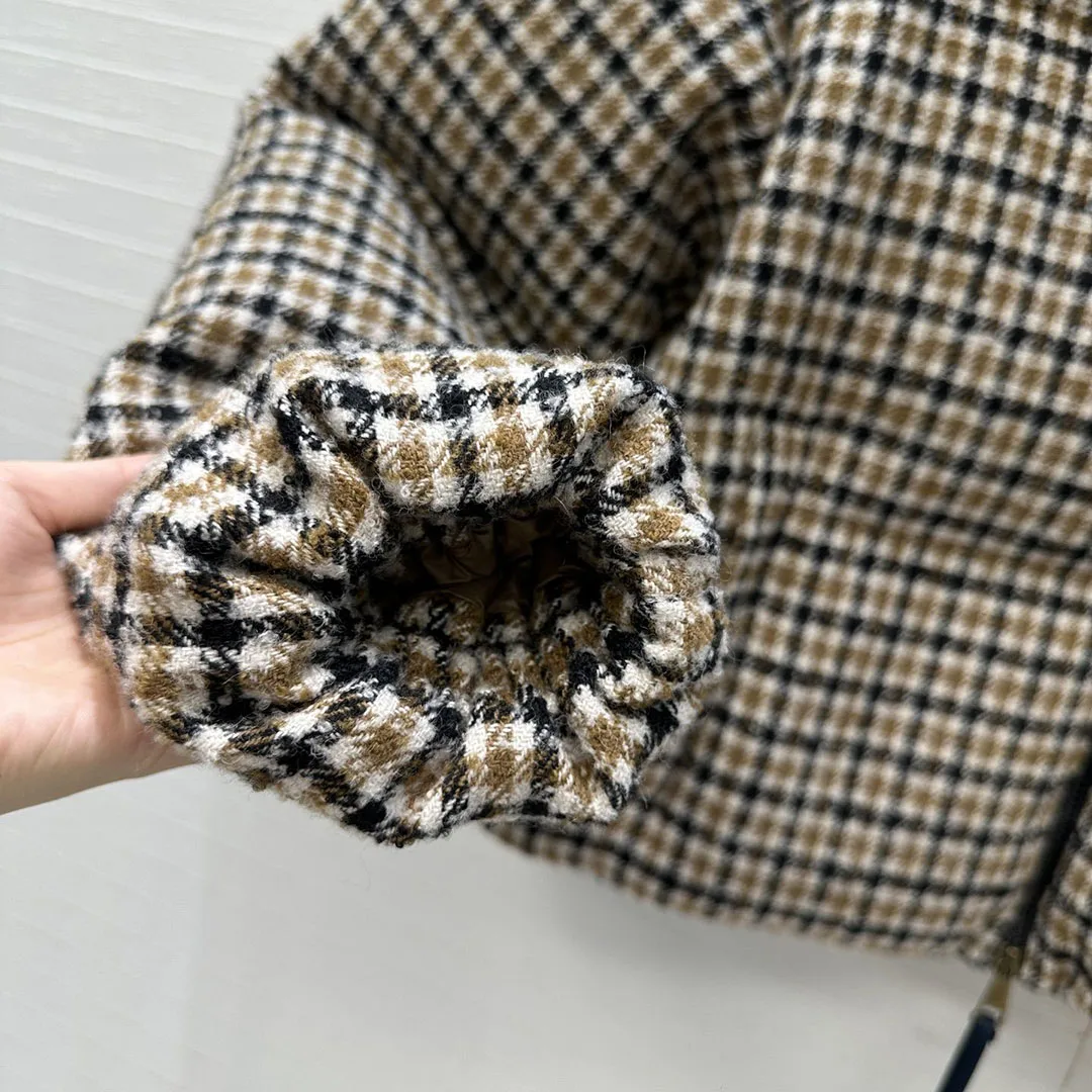 2025 New Winter White Goose Down Coat Women Fleece Turtleneck Long Sleeve Loose Bread Style Woolen Plaid Vintage Casual Jacket - Image 4