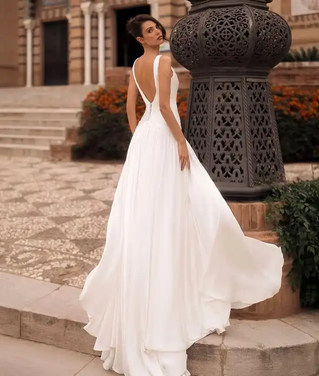 Customized Minimalis tChiffon Wedding Dress With Cape Deep V Neck Pleat Bodice Boho Bridal Gown Ruched A Line vestido de novia
